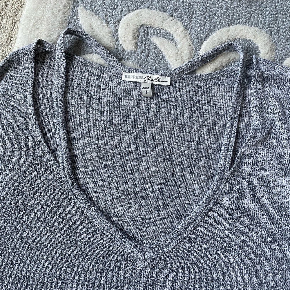 Express Top - Picture 2 of 2